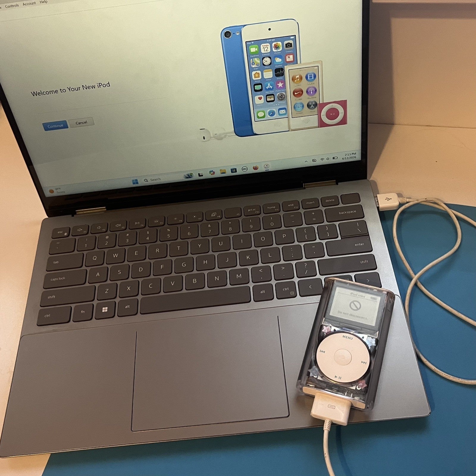 Clear Deco iPod Mini Second Gen with Blue Backlight, 256GB
